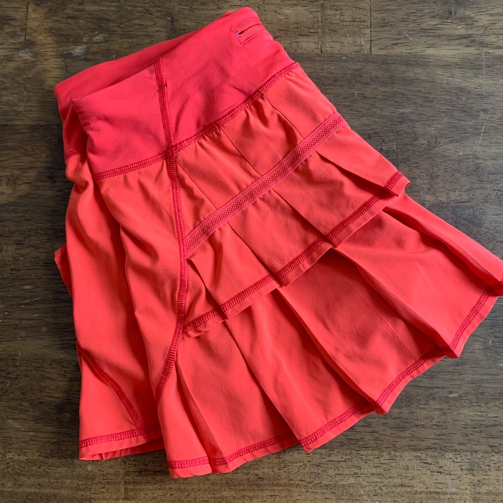 Lululemon pacesetter skirt